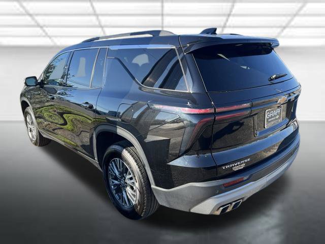 Used 2024 Chevrolet Traverse LT FWD image 8