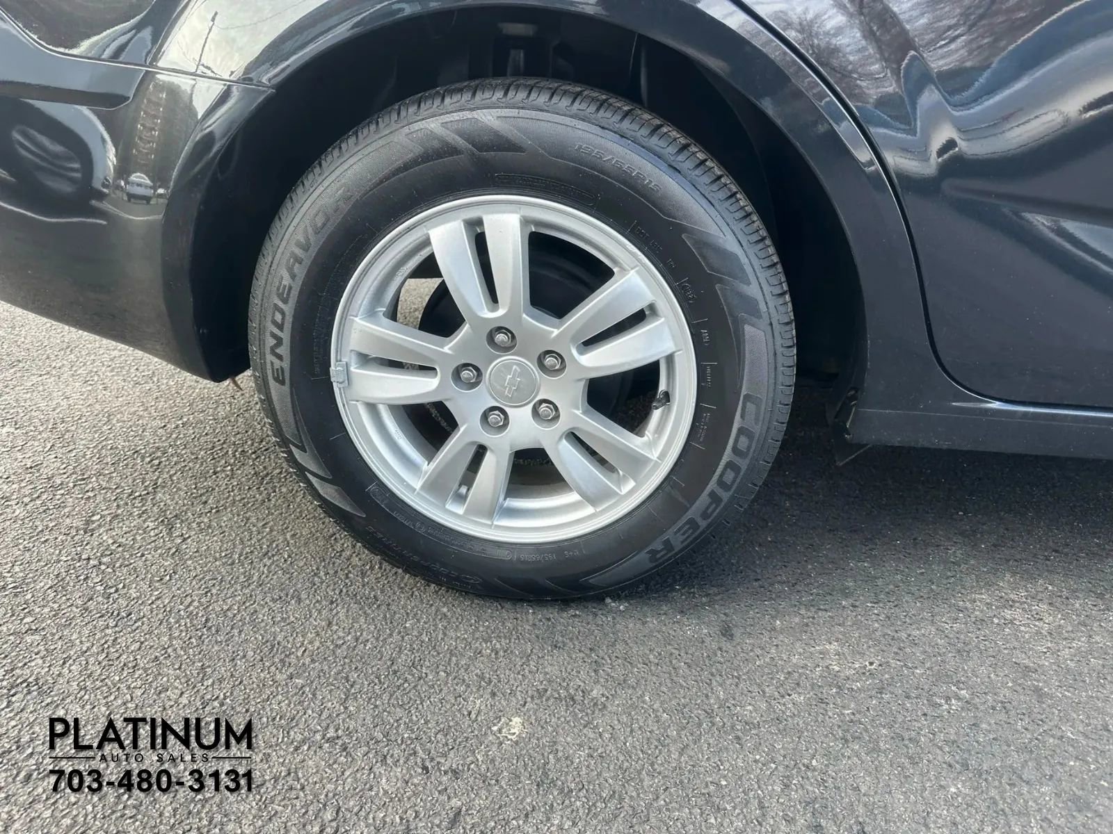 Used 2013 Chevrolet Sonic LT image 20