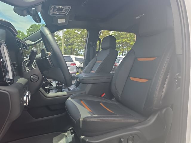 Used 2025 GMC Sierra 1500 AT4 w/ AT4 Premium Package AWD/4WD image 16