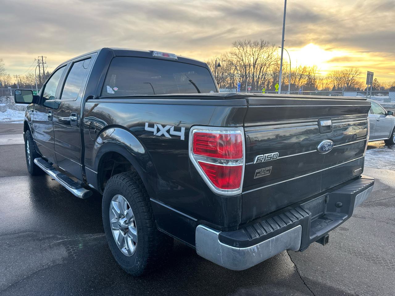 Used 2014 Ford F150 XLT w/ XLT Chrome Package image 7