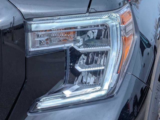 Used 2022 GMC Sierra 1500 Elevation w/ LPO, Elevation Black Package image 10