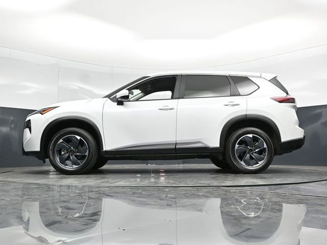 Used 2025 Nissan Rogue SV AWD/4WD image 56