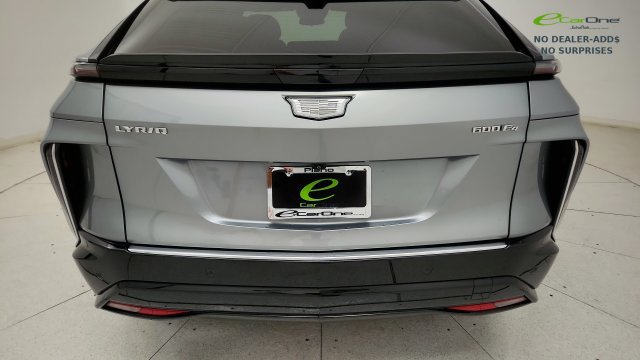 Used 2024 Cadillac Lyriq Tech w/ Driver Assist Package AWD/4WD image 27