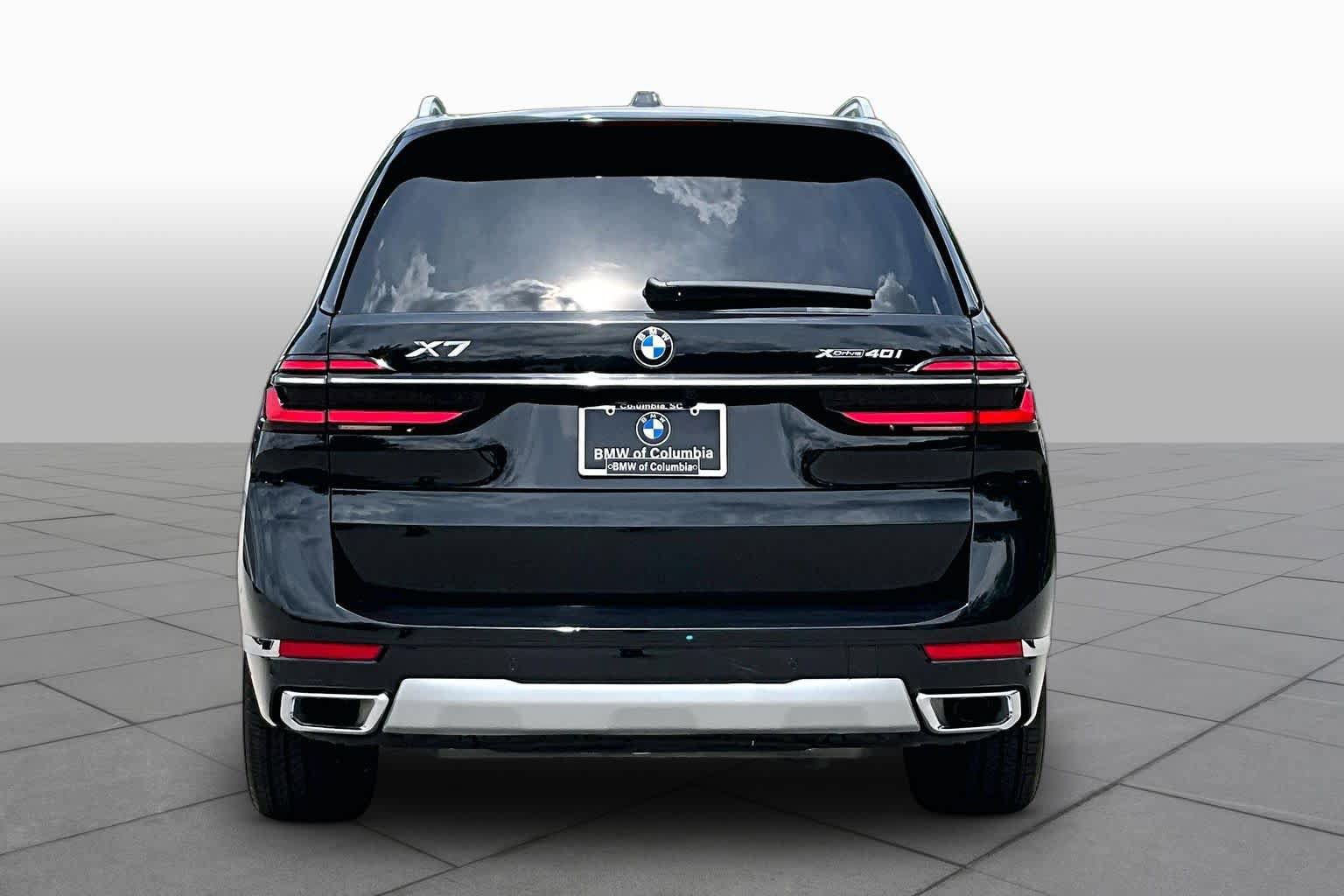 Certified 2024 BMW X7 xDrive40i w/ Climate Comfort Package AWD/4WD image 4