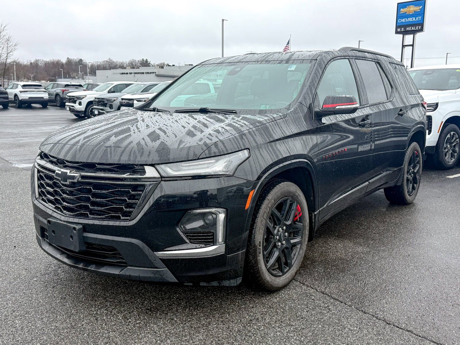 Certified 2023 Chevrolet Traverse Premier w/ Redline Edition image 3