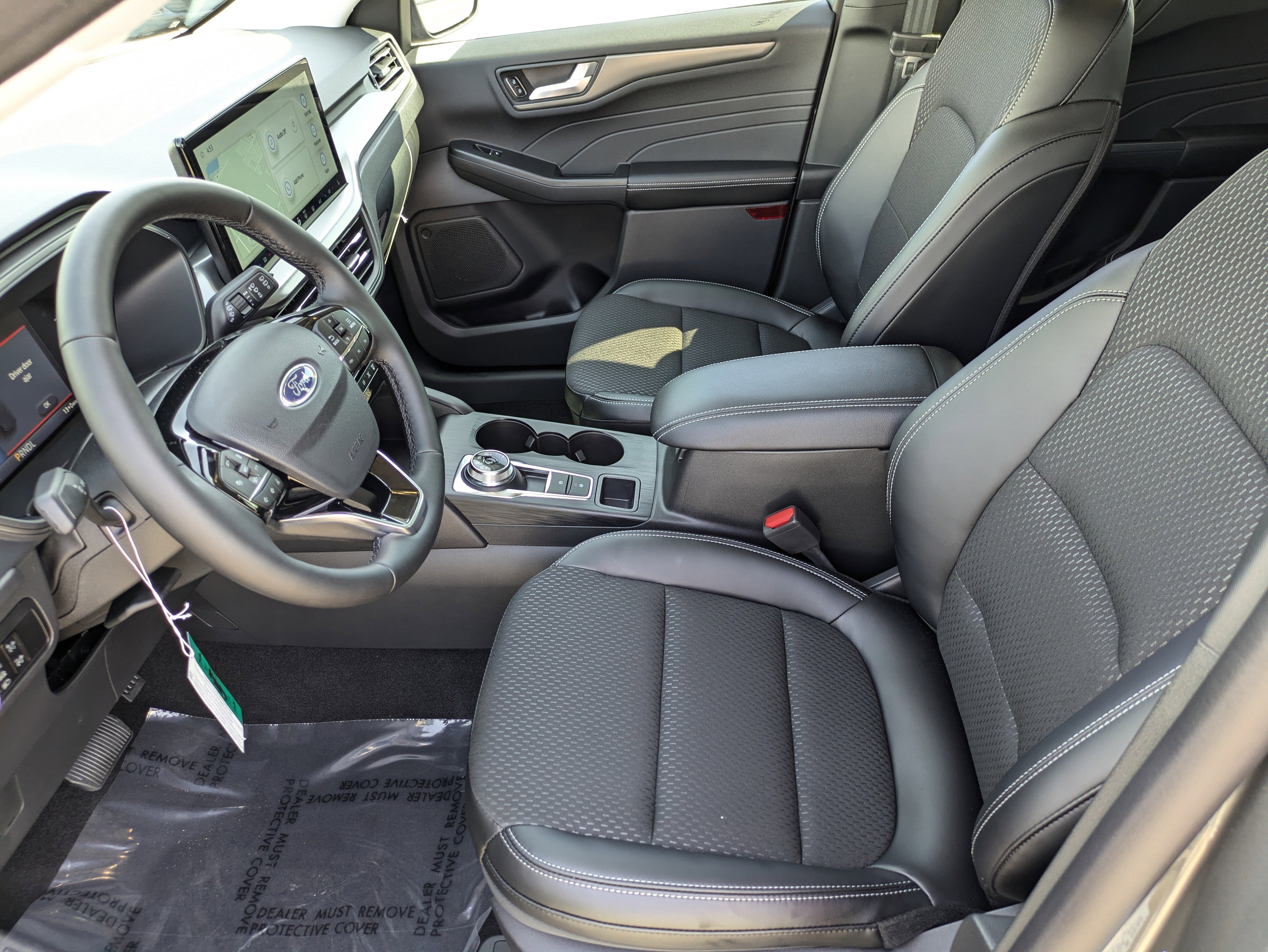 New 2025 Ford Escape SE image 27