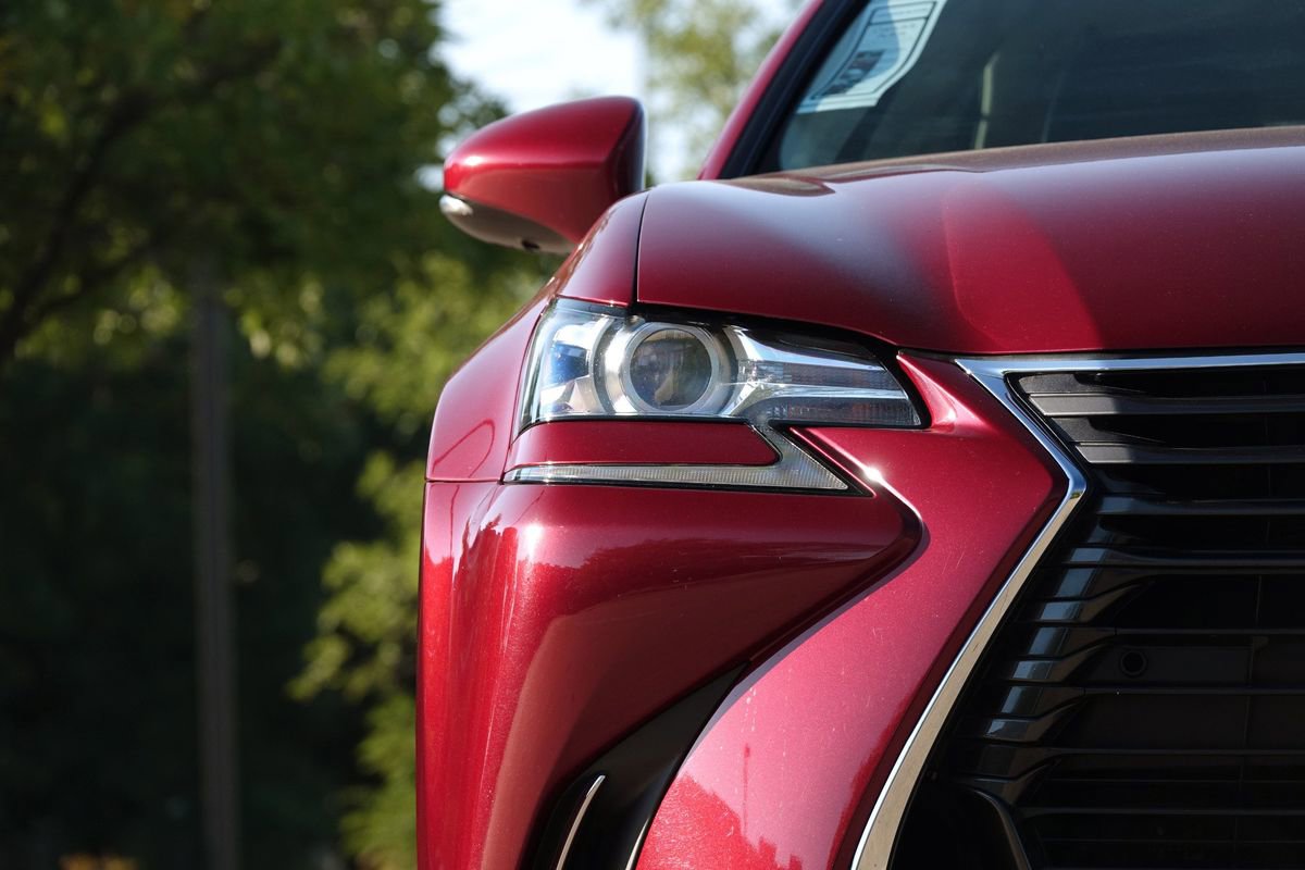 Used 2016 Lexus GS 200t image 18