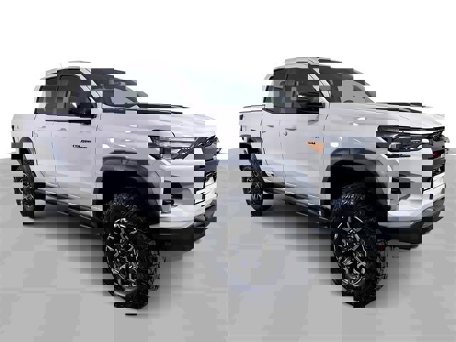 New 2026 Chevrolet Colorado ZR2 w/ Technology Package image 2