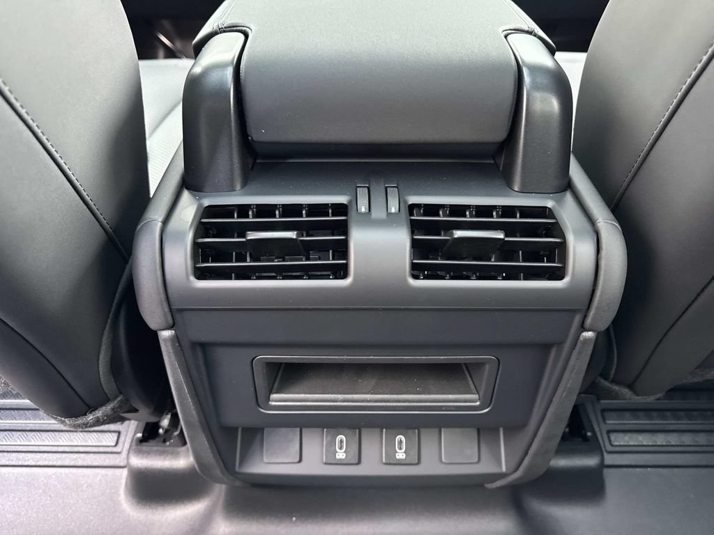 New 2026 Land Rover Defender 110 S AWD/4WD image 17