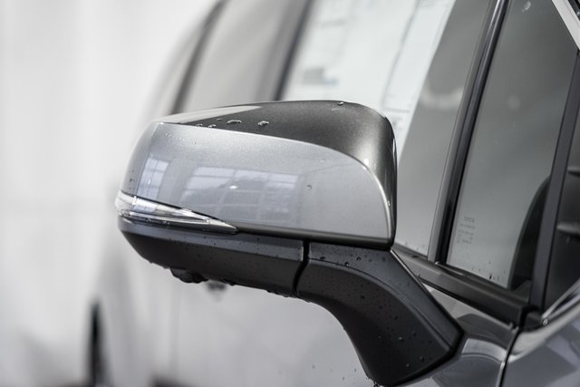 New 2026 Toyota Sienna Platinum AWD/4WD image 14