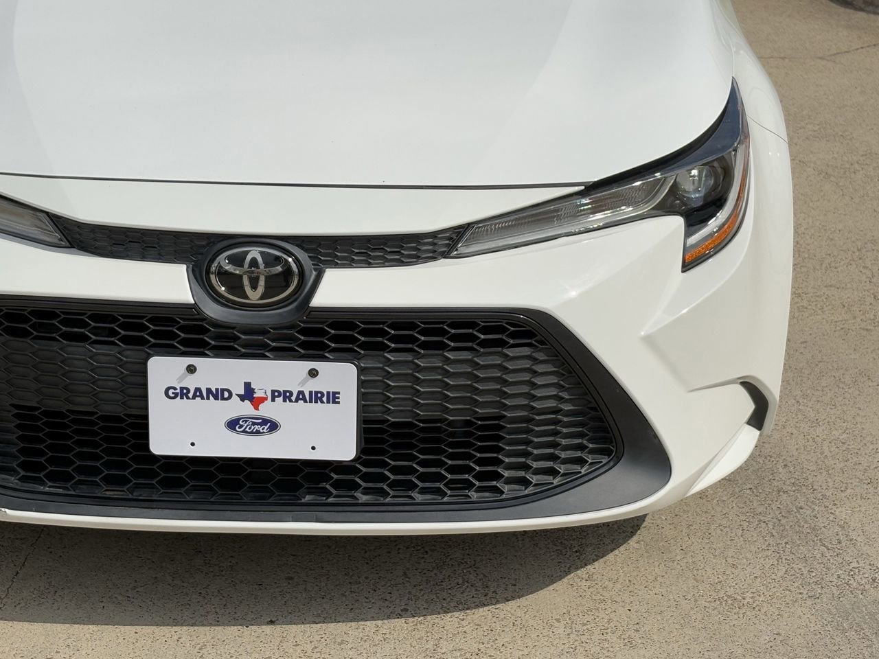 Used 2022 Toyota Corolla LE image 10
