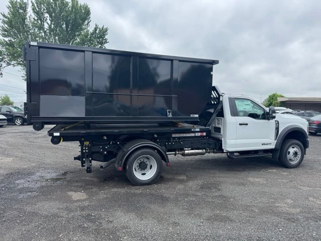 New 2026 Ford F550 4x4 Regular Cab Super Duty image 3