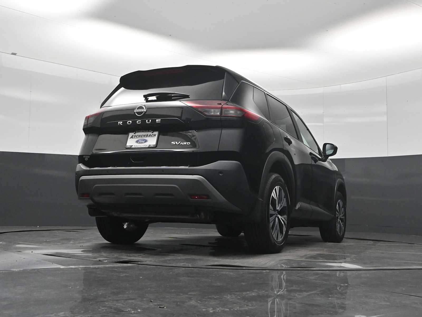 Used 2023 Nissan Rogue SV AWD/4WD image 34