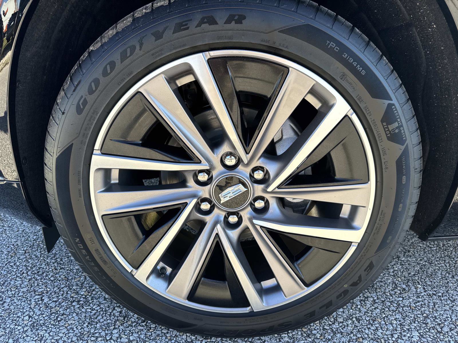 New 2026 Cadillac Vistiq Sport w/ LPO, Floor Liner Package image 10