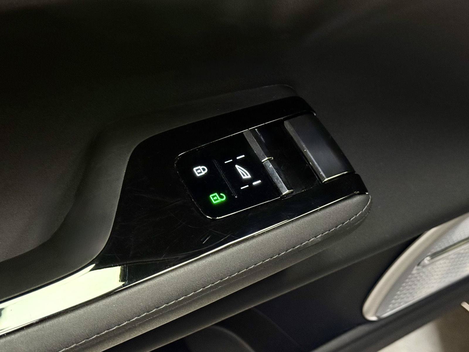 Used 2025 Polestar Polestar 3 AWD/4WD image 12