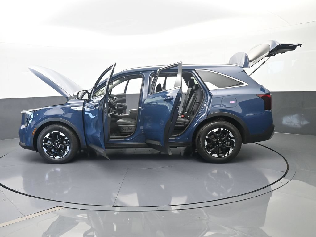 Used 2025 Kia Sorento S w/ Panoramic Sunroof Package FWD image 71