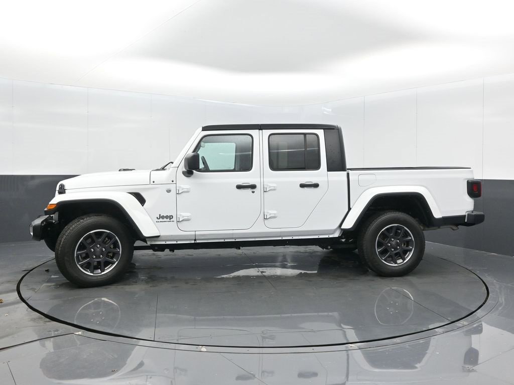 Certified 2023 Jeep Gladiator Overland image 4