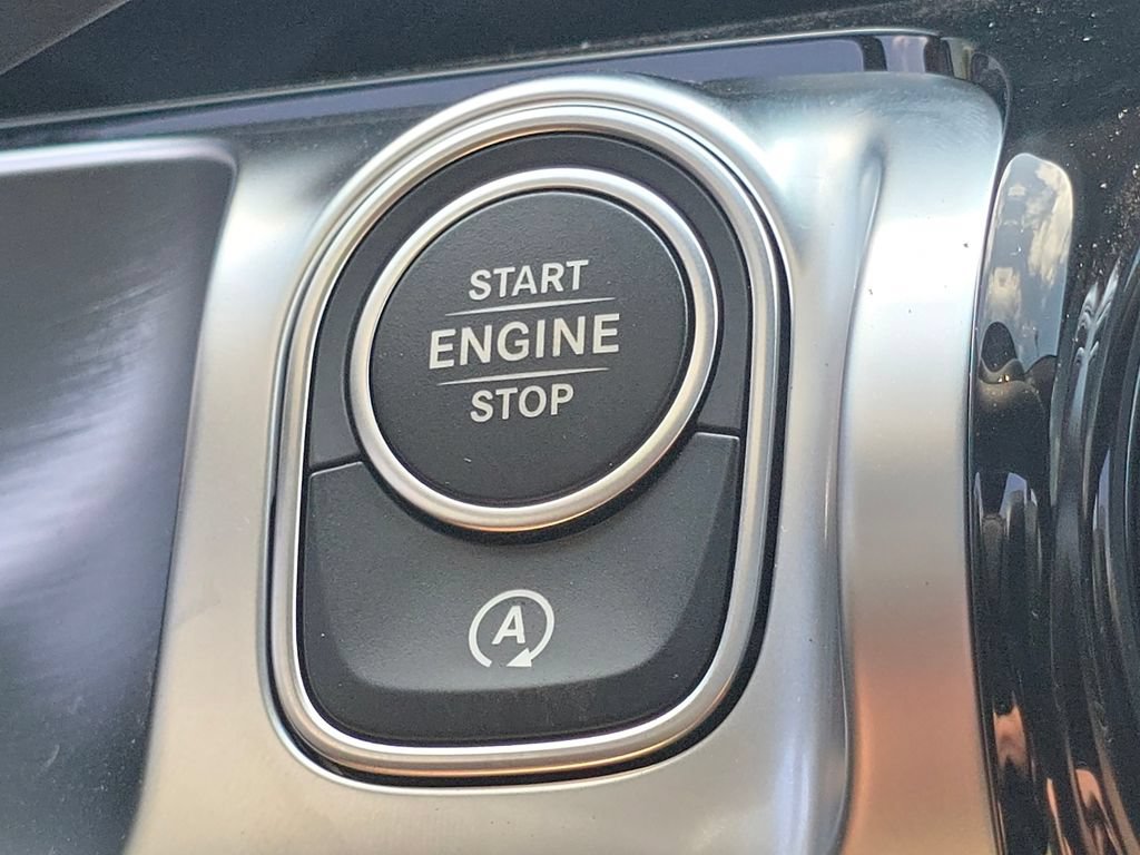 New 2026 Mercedes-Benz GLB 250 4MATIC image 37
