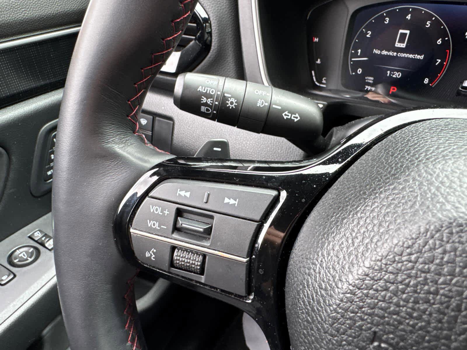Used 2025 Honda Pilot Black Edition image 21