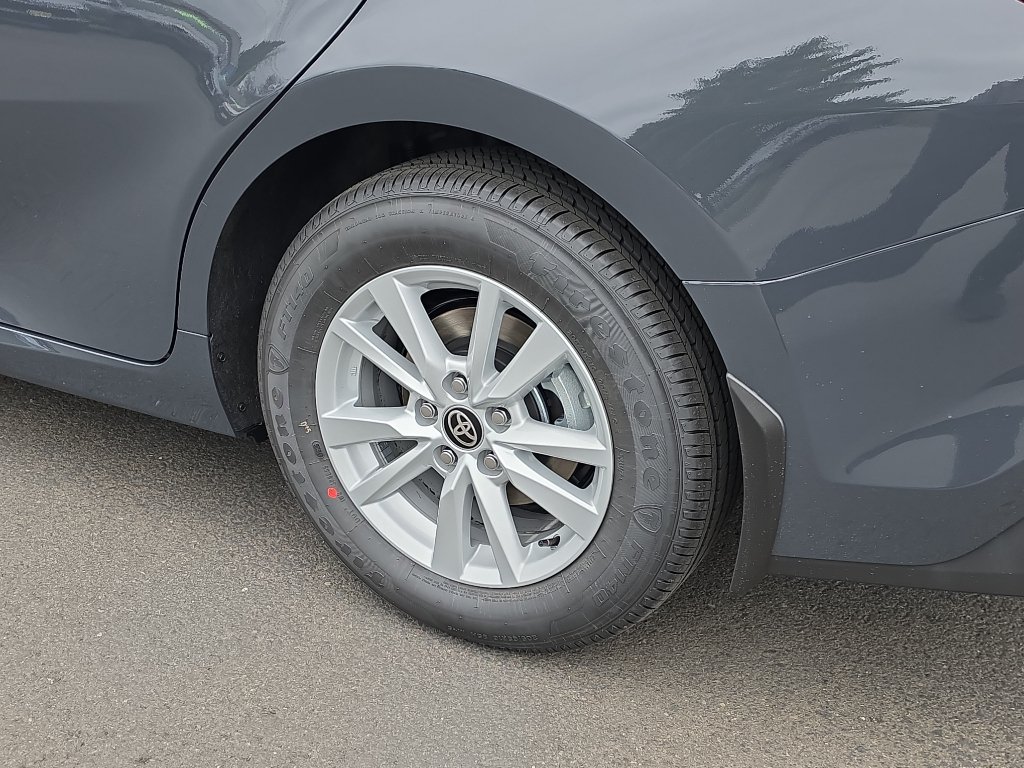 New 2026 Toyota Camry LE AWD/4WD image 10