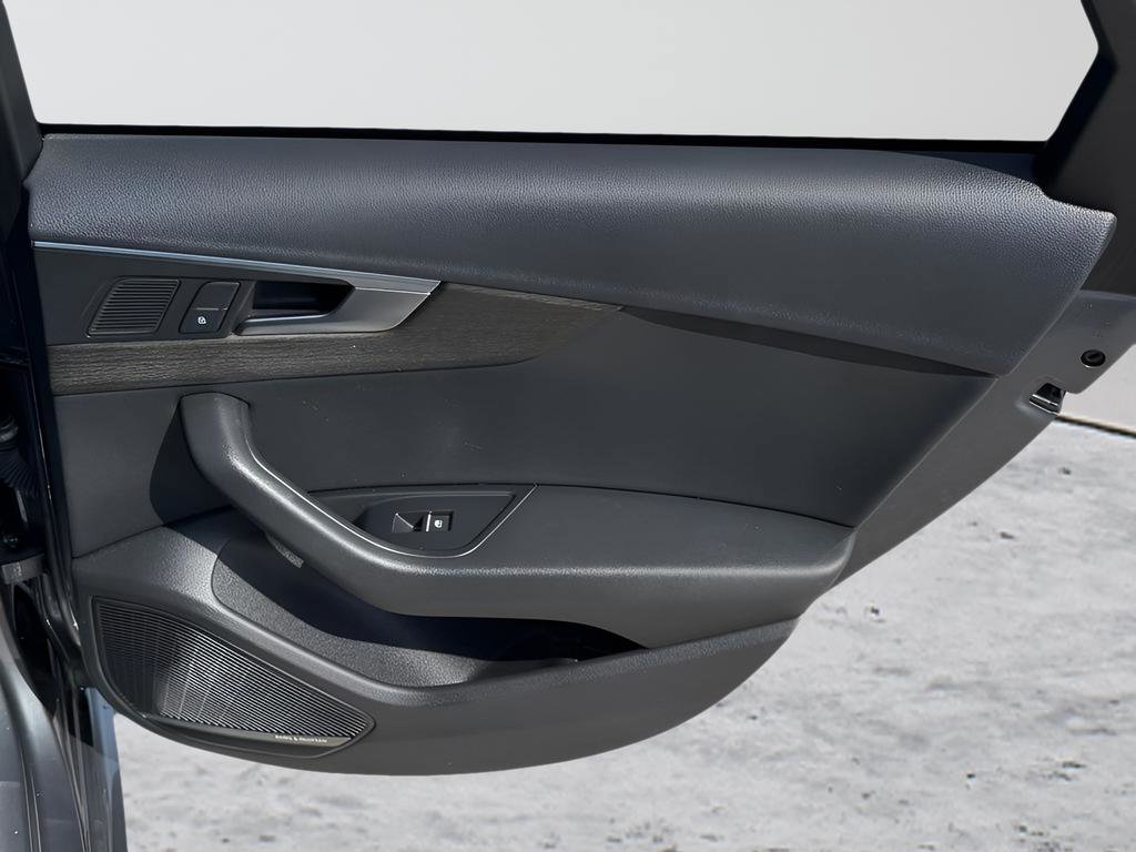 Used 2018 Audi A4 2.0T Ultra Premium Plus w/ Premium Plus Package FWD image 25