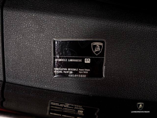 Used 2024 Lamborghini Urus S AWD/4WD image 13