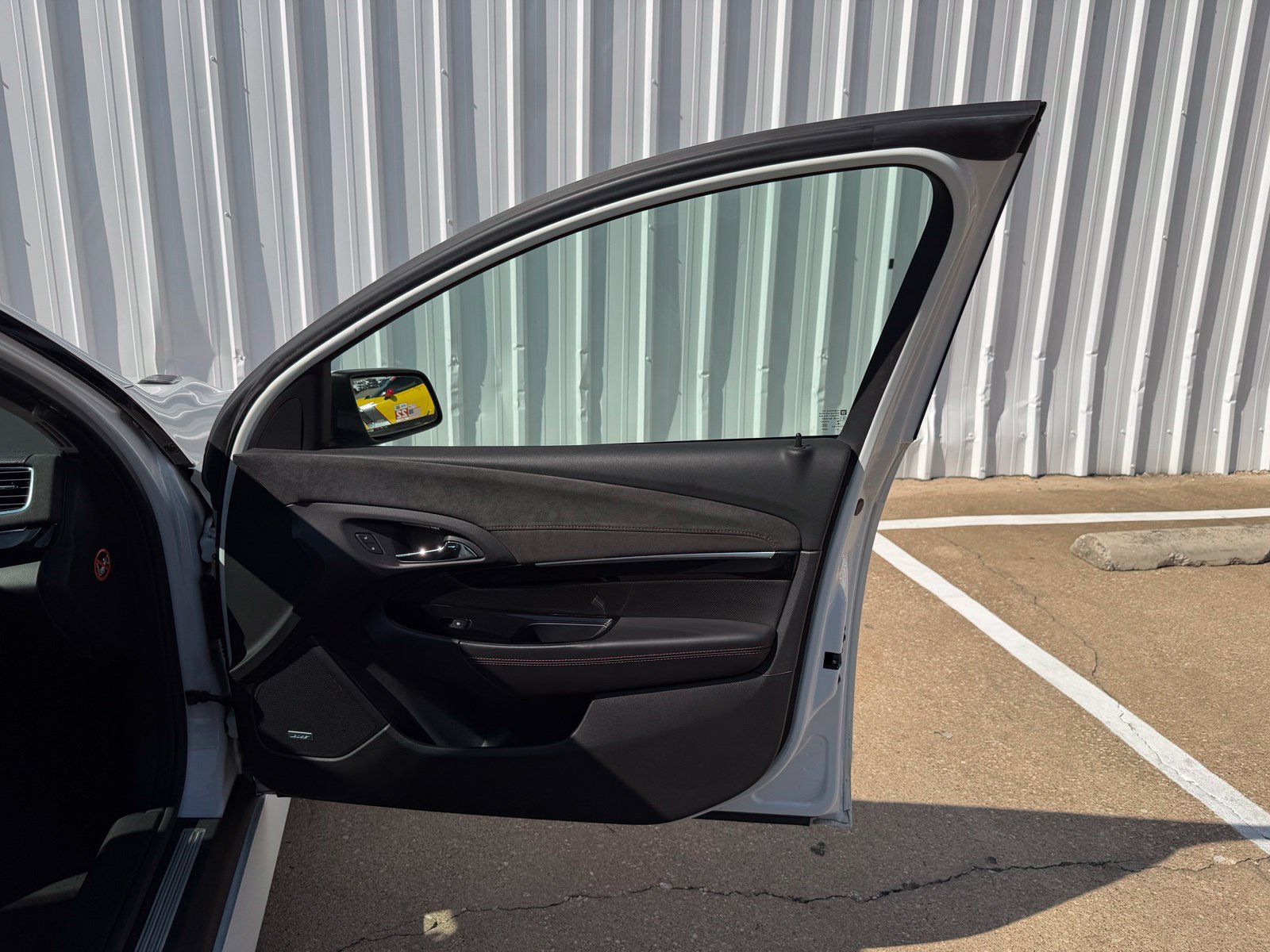 Used 2016 Chevrolet SS RWD image 25