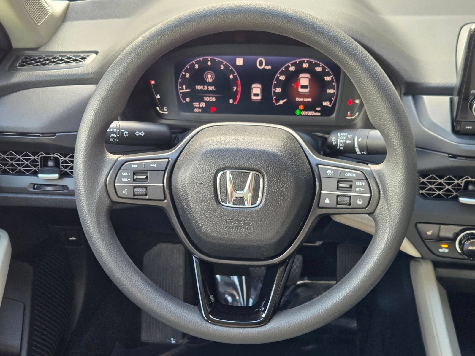Used 2025 Honda Accord SE image 15