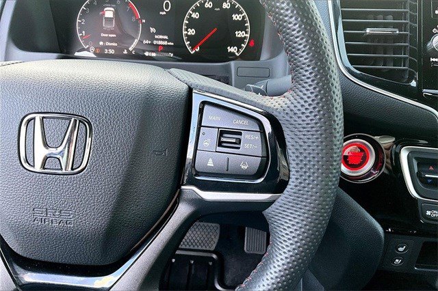 Certified 2024 Honda Ridgeline Black Edition image 13