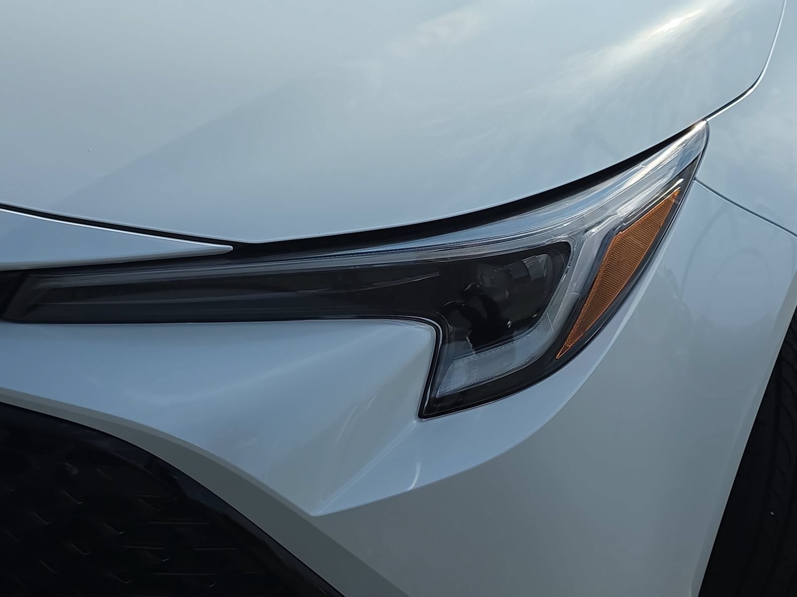 Used 2025 Toyota Corolla SE FWD image 29