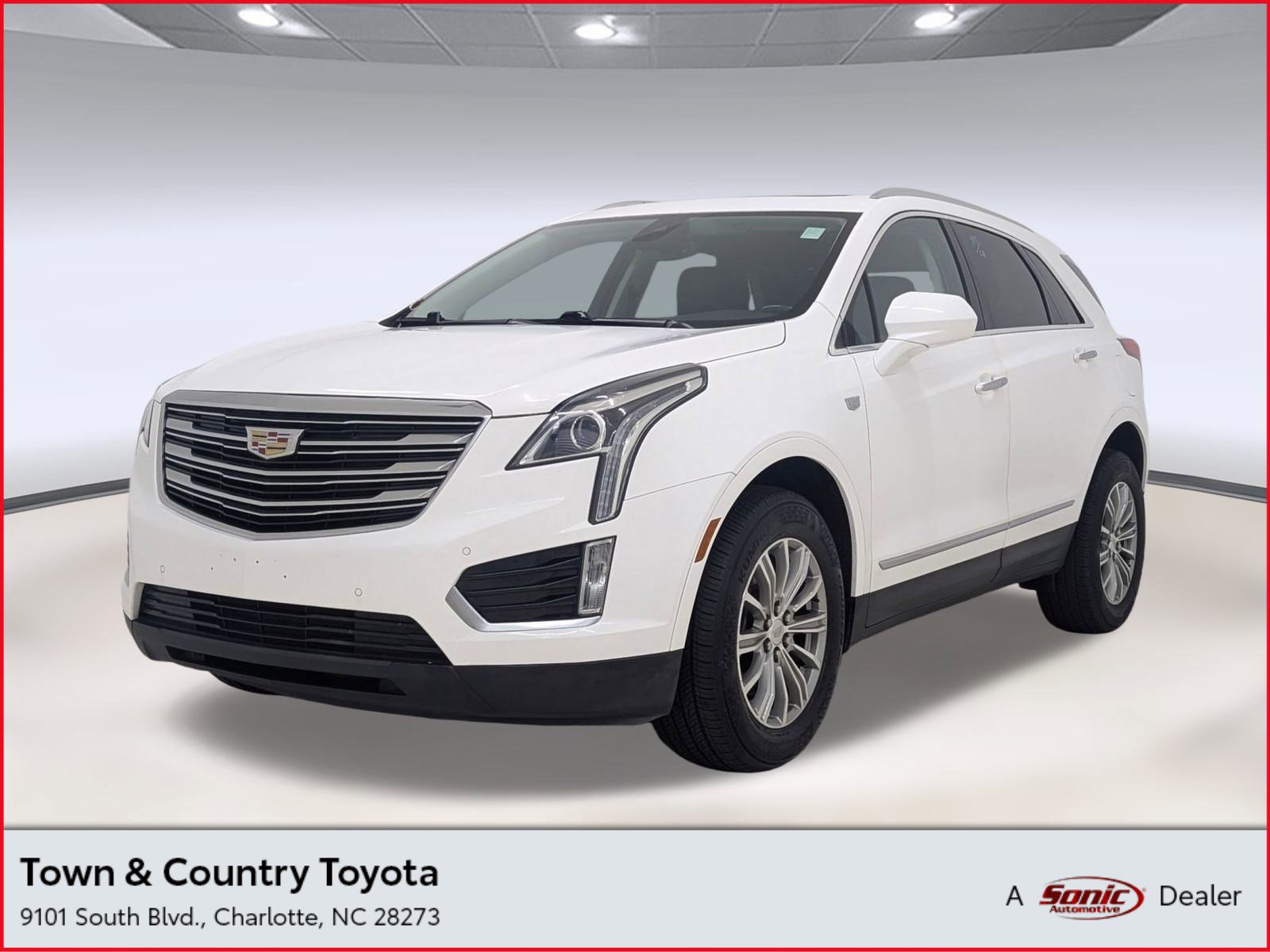 Used 2017 Cadillac XT5 Luxury w/ Driver Awareness Package image 1