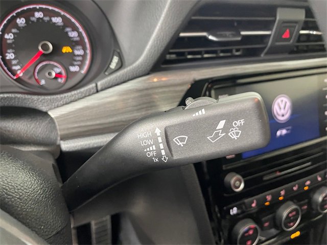 Used 2020 Volkswagen Passat 2.0T R-Line image 12