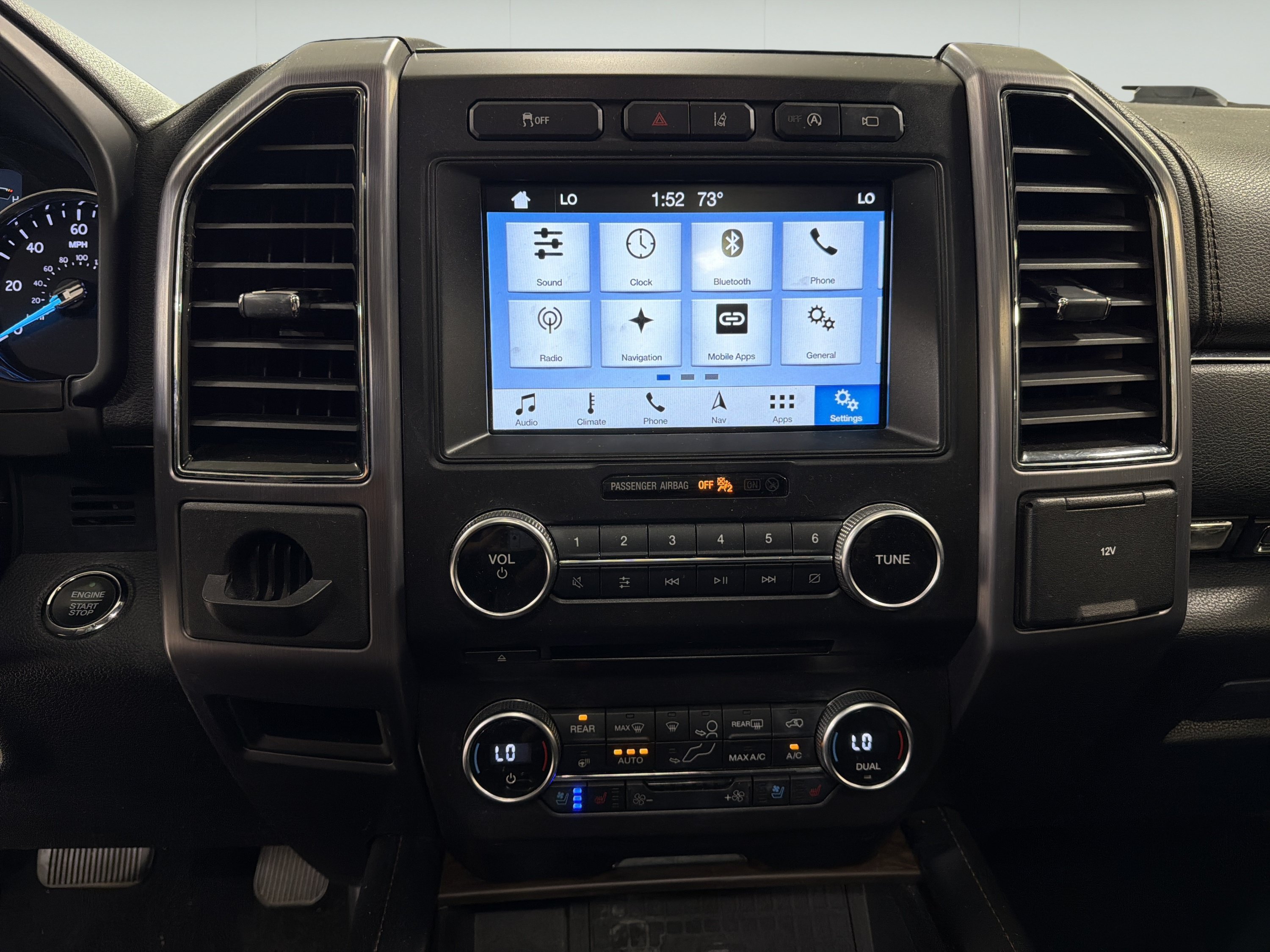 Used 2018 Ford Expedition Max Platinum RWD image 19