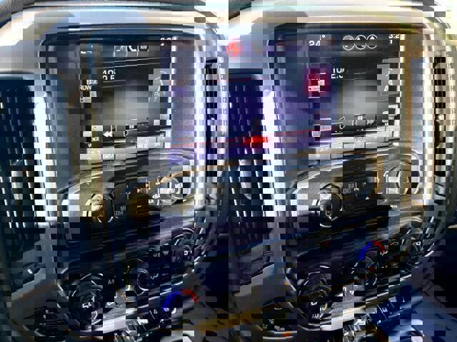 Used 2015 GMC Sierra 3500 Denali w/ Duramax Plus Package image 19