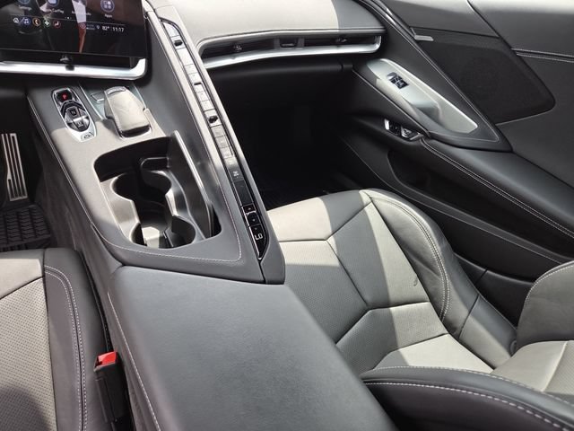 Used 2023 Chevrolet Corvette Stingray Coupe w/ 1LT RWD image 26