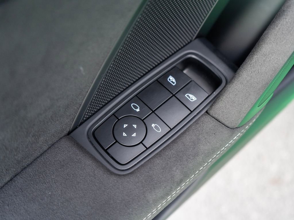 Used 2022 Porsche 911 GT3 image 31