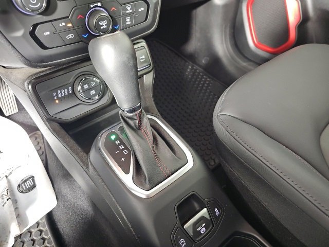 Certified 2023 Jeep Renegade Trailhawk w/ Trailhawk Elite Group image 20