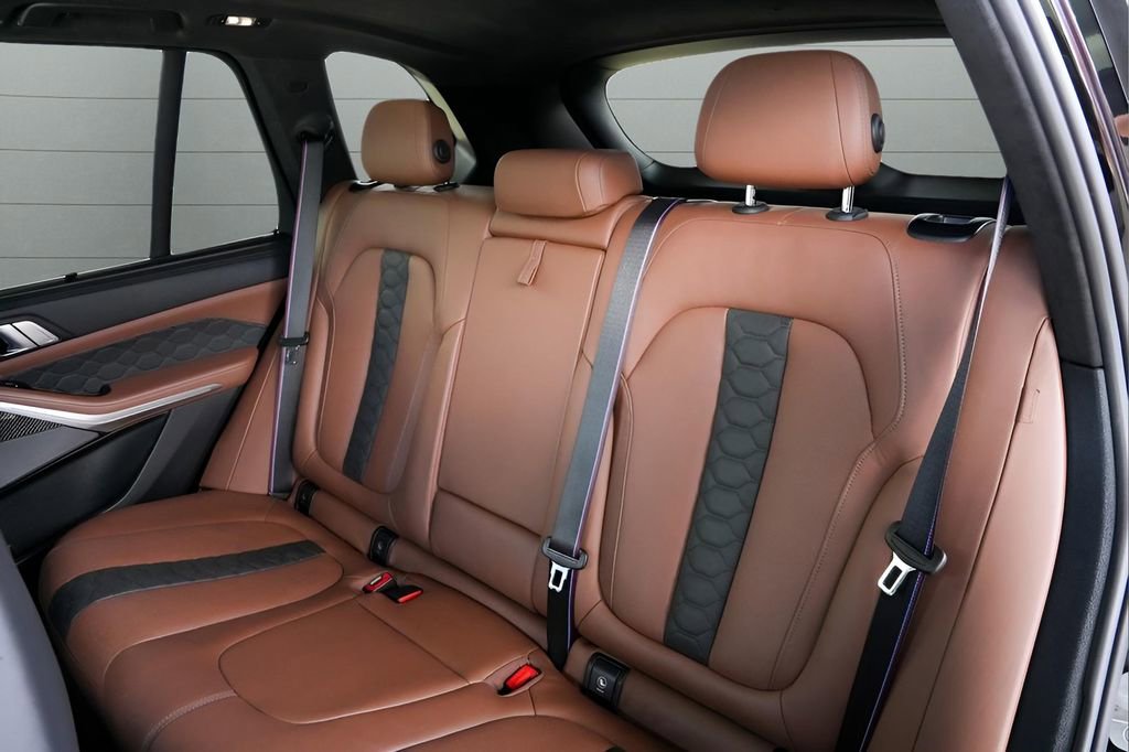 Used 2022 BMW X5 M w/ Competition Package 2 image 59