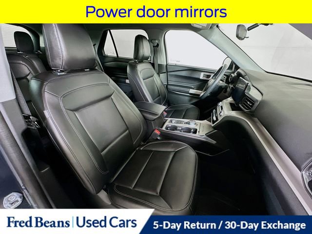 Used 2024 Ford Explorer XLT w/ Equipment Group 202A AWD/4WD image 35