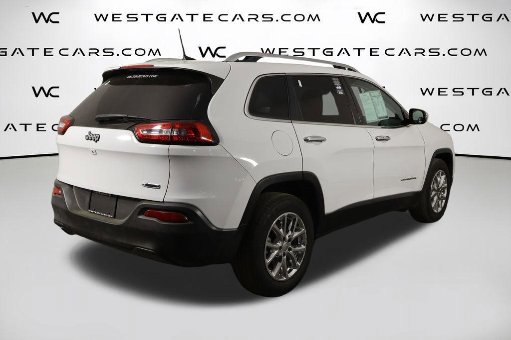 Used 2018 Jeep Cherokee Latitude Plus FWD image 41