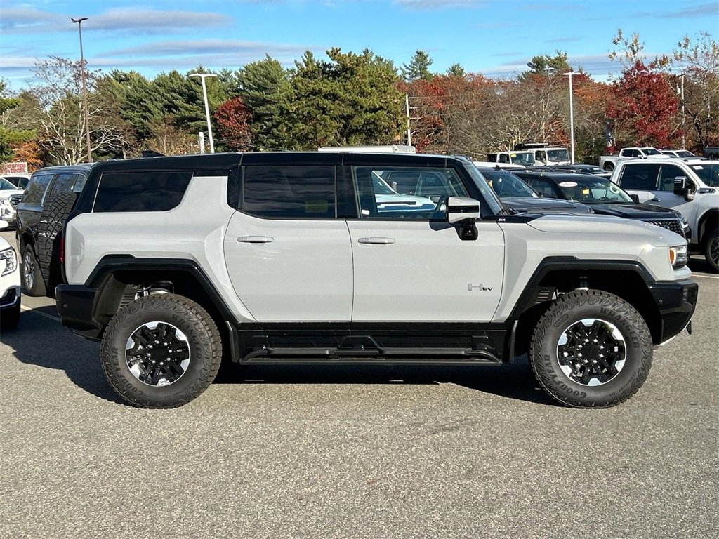 New 2024 GMC Hummer EV 2X w/ Extreme Off-Road Package image 2