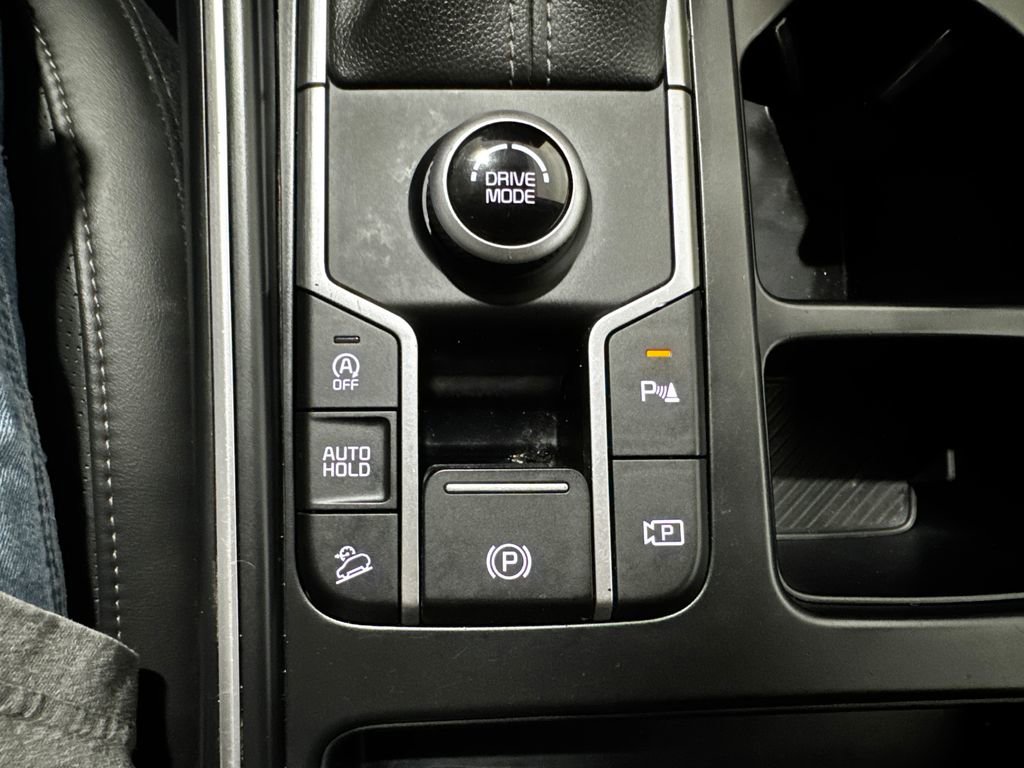 Used 2025 Kia Sorento S FWD image 36