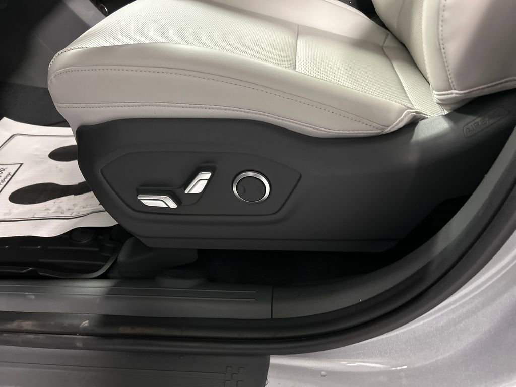 New 2026 Hyundai Santa Fe SEL AWD/4WD image 11