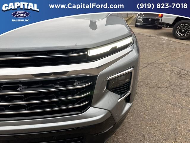 Used 2025 Chevrolet Traverse High Country image 11