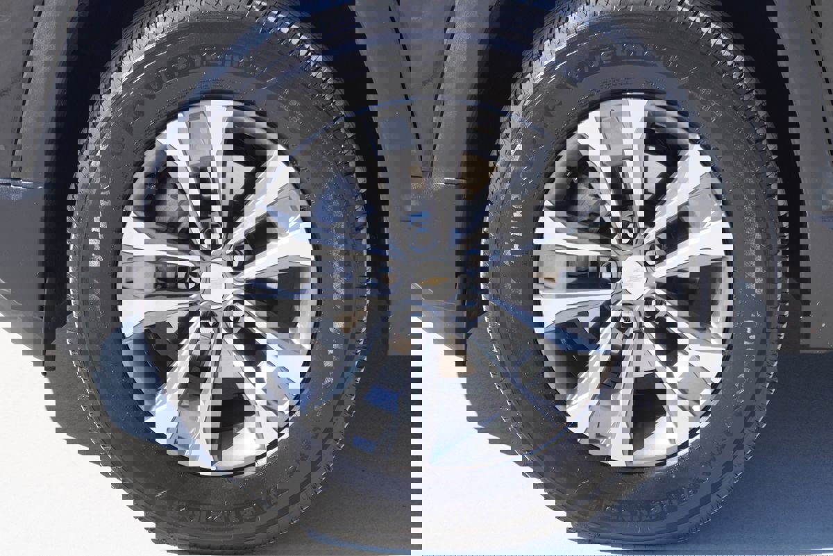 Used 2026 Chevrolet Equinox LT image 4