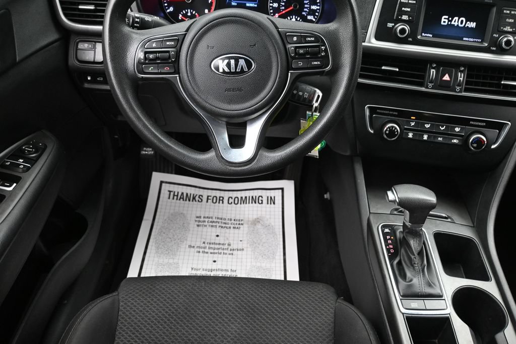 Used 2017 Kia Optima LX FWD image 14