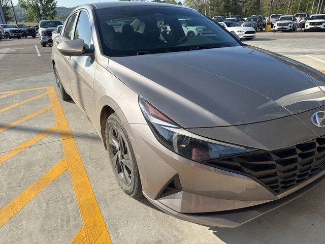 Used 2023 Hyundai Elantra Blue FWD image 15
