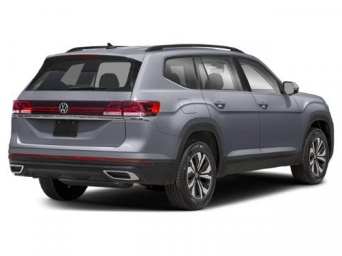 Used 2024 Volkswagen Atlas SE w/ Panoramic Sunroof Package image 2
