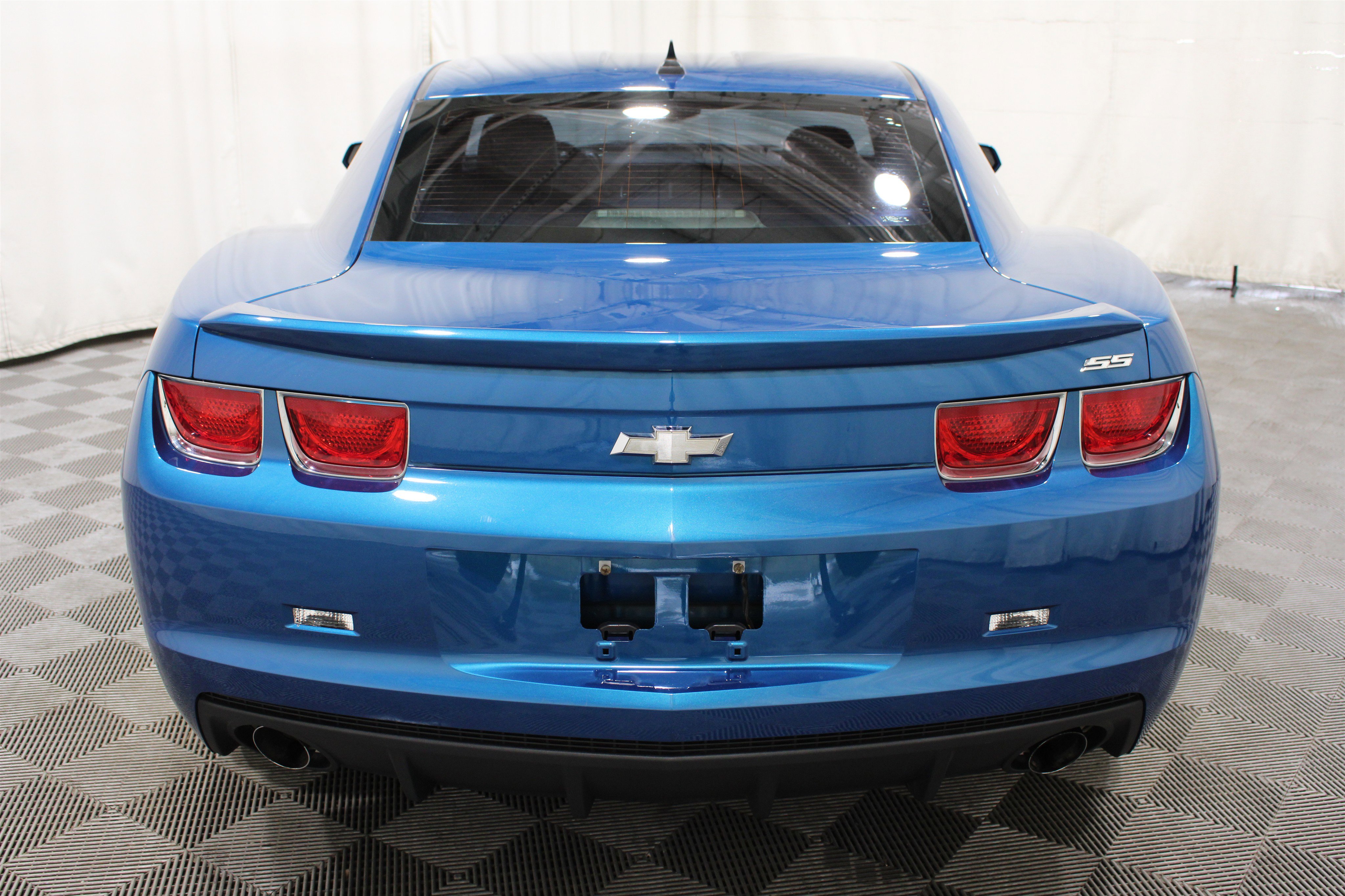 Used 2010 Chevrolet Camaro SS RWD image 30