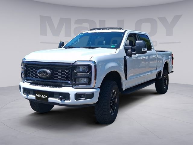 Used 2025 Ford F350 XLT w/ Black Appearance Package AWD/4WD image 1